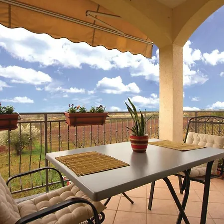 Appartement Beautiful In With Wifi