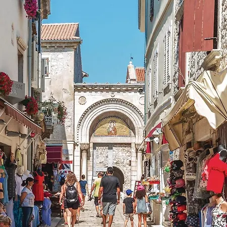 Beautiful In With Wifi Appartement