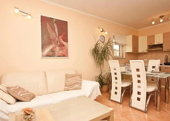 Appartement Beautiful In With Wifi